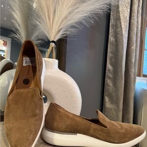 Johnston & Murphy Brown Suede‎ Slip-On Loafers